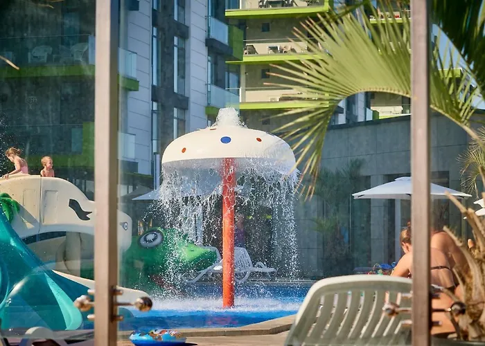 Melisea Pool & Mamaia Nord Năvodari