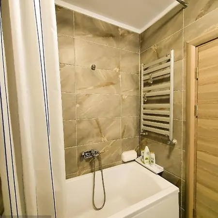 Melisea Pool & Mamaia Nord 3* Năvodari