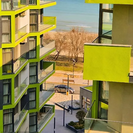 Melisea Pool & Mamaia Nord 3* Năvodari