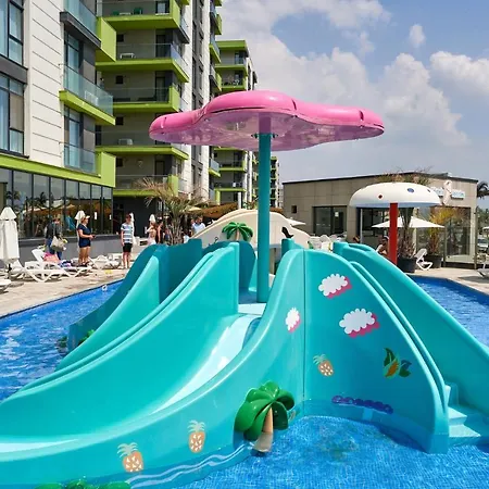 アパート Melisea Pool & Mamaia Nord