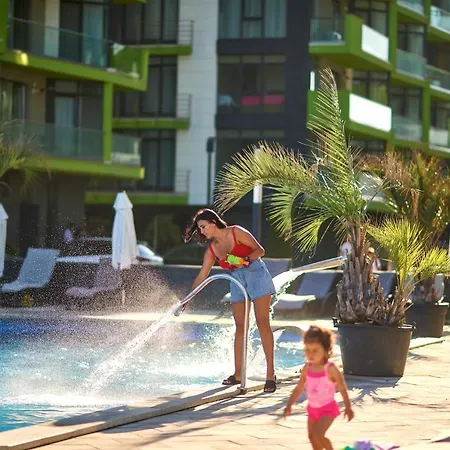 Melisea Pool & Mamaia Nord דירה