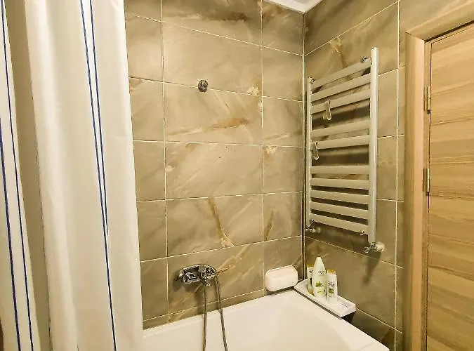 Melisea Pool & Mamaia Nord 3* Năvodari