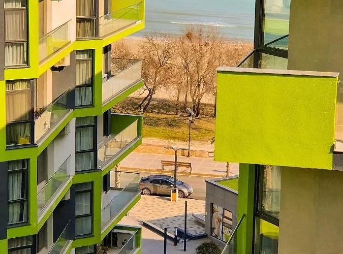 Melisea Pool & Mamaia Nord 3* Năvodari